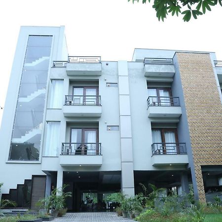 Royal Residence On Sohna Road Delhi  Exteriör bild